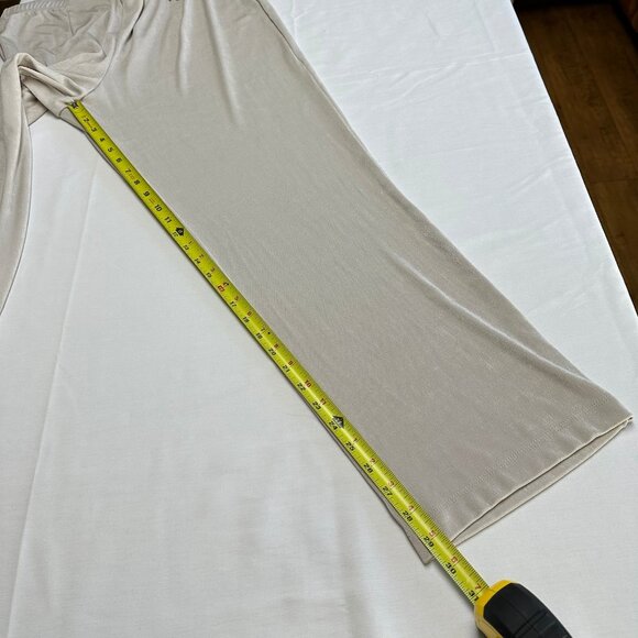 NEW Chicos Travelers No Tummy Pants Size 3R (XL) Pull On Stretch Taupe Slinky - Picture 6 of 7